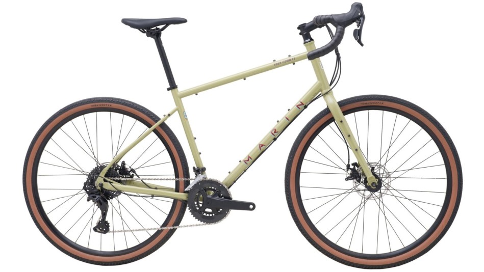 Marin Four Corners 1 2025 Tan/Maroon Adventure Bike